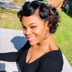 Meet your Posher, Brenna